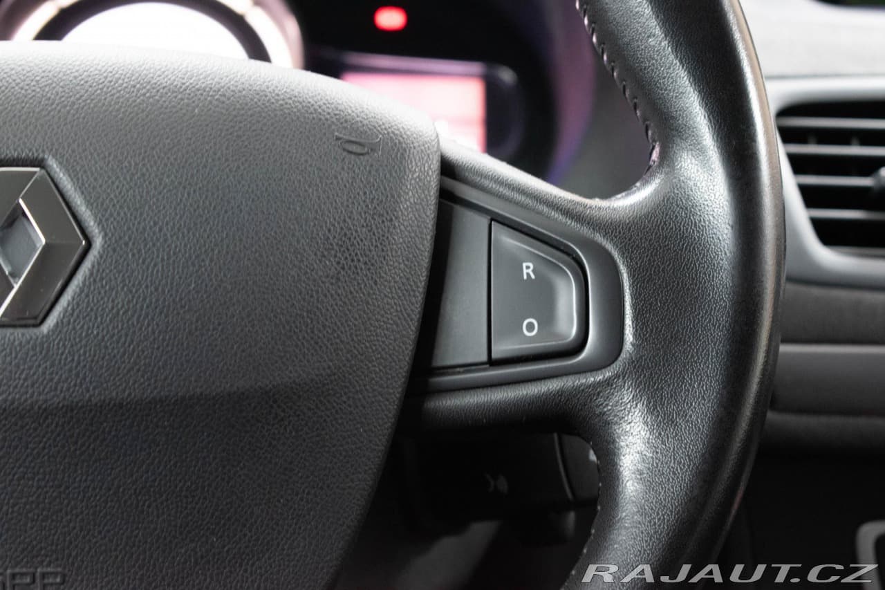 2015 Renault Megane - 17