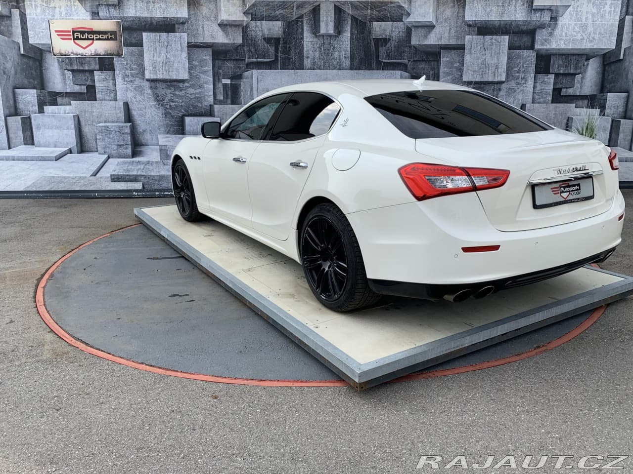 2014 Maserati Ghibli - 9