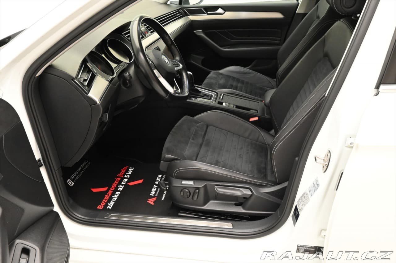 2020 Volkswagen Passat - 13