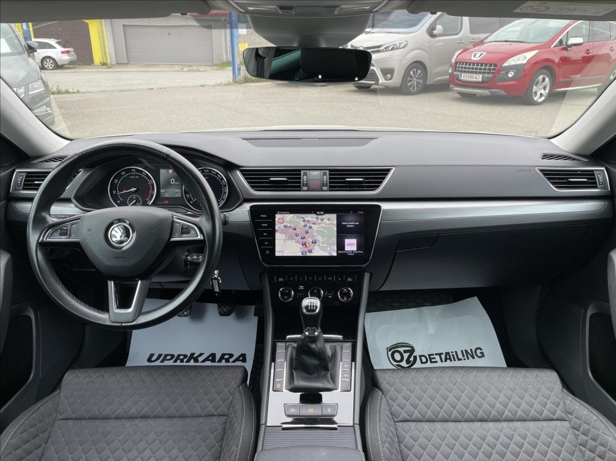 2018 Škoda Superb - 10