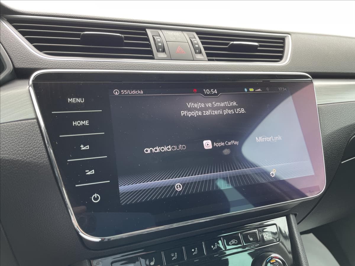 2018 Škoda Superb - 17