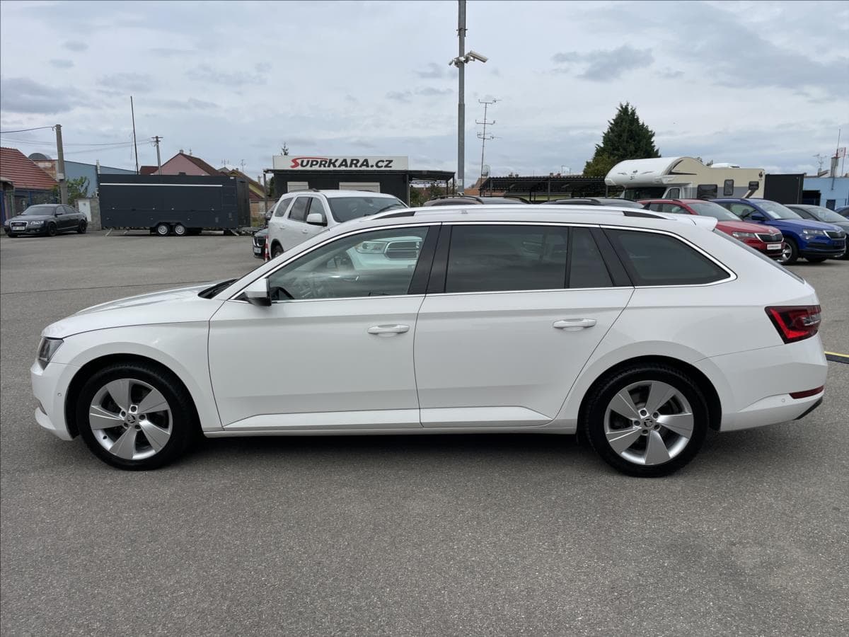 2018 Škoda Superb - 8