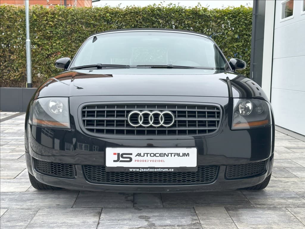 2005 Audi TT - 2