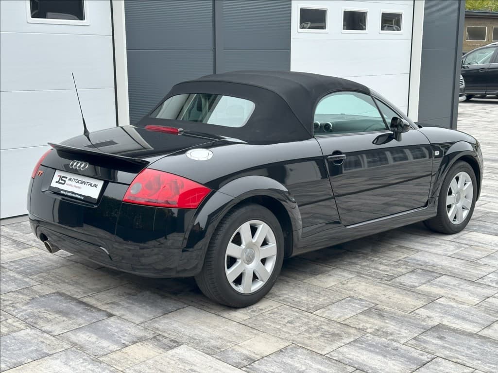 2005 Audi TT - 5