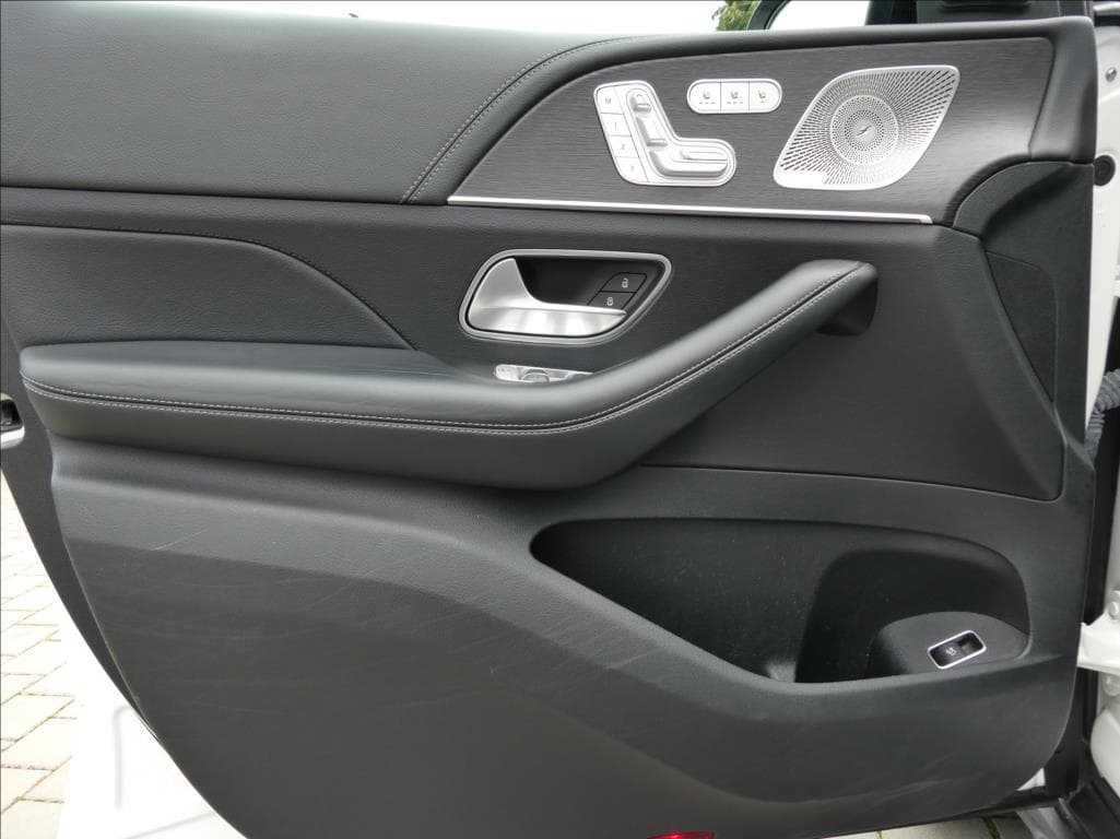 2023 Mercedes-Benz Gls - 13