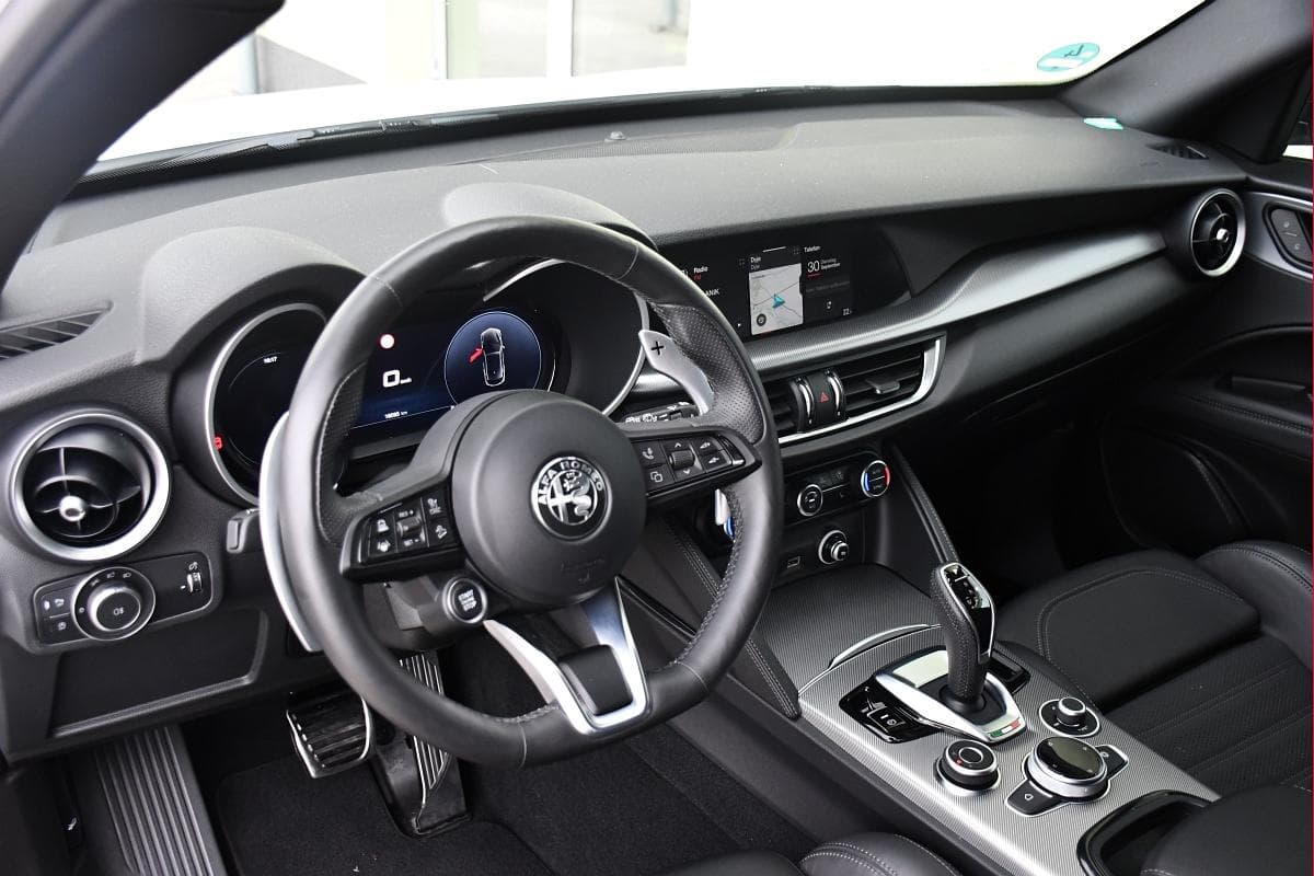 2024 Alfa Romeo Stelvio - 15