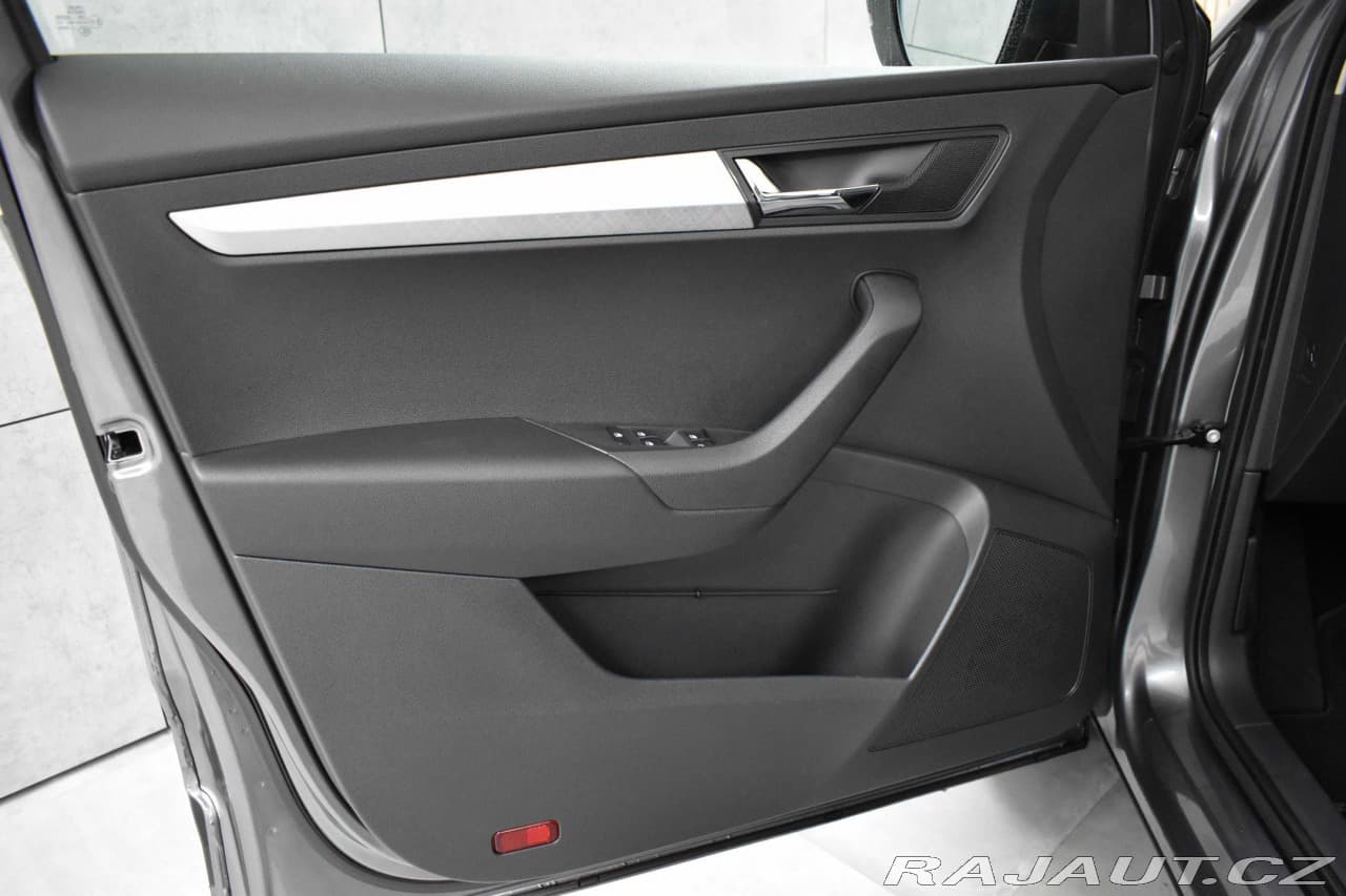 2022 Škoda Karoq - 11