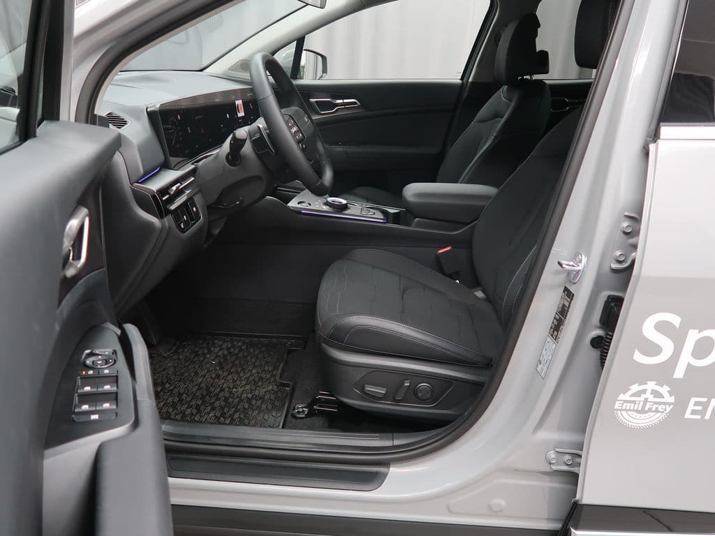 2025 Kia Sportage - 9