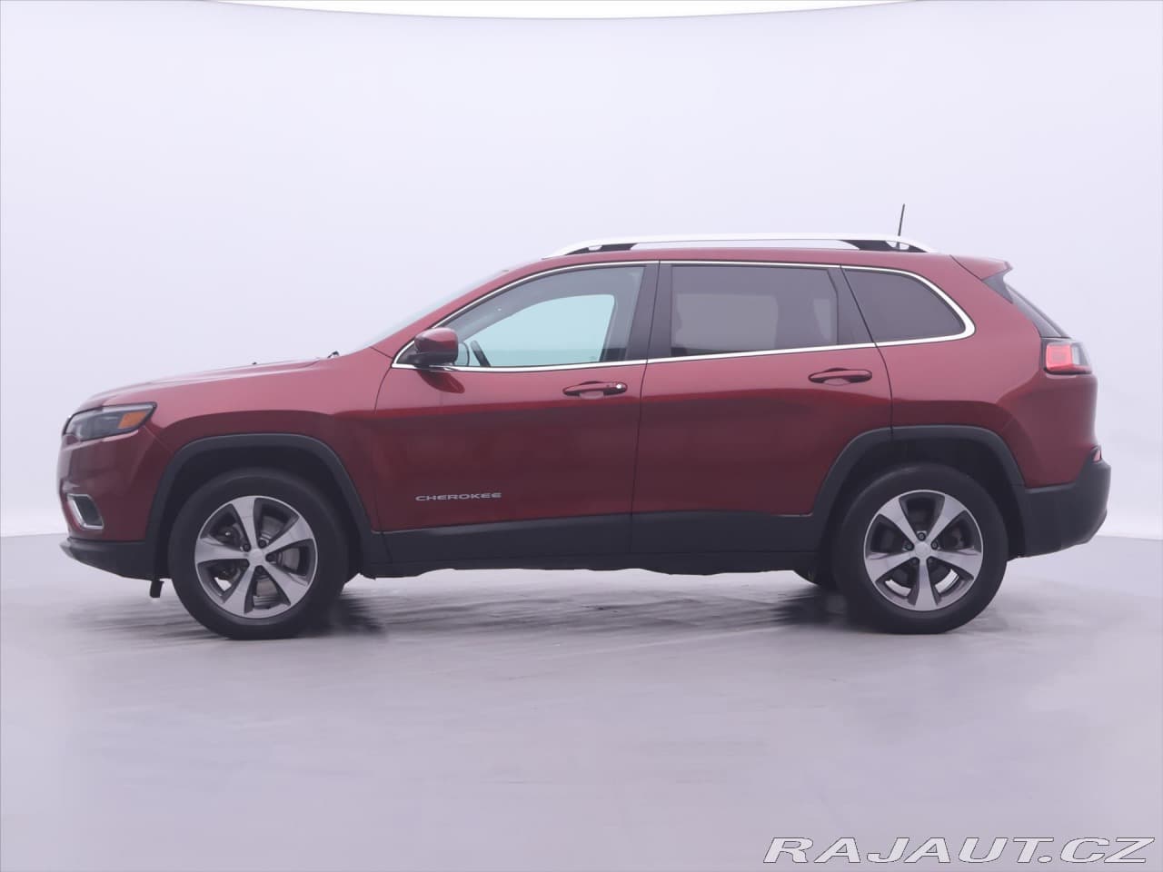 2019 Jeep Cherokee - 4