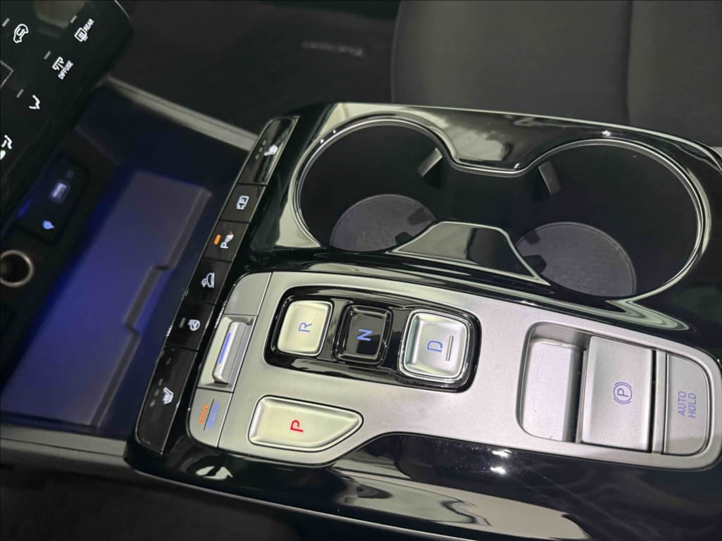 2022 Hyundai Tucson - 16