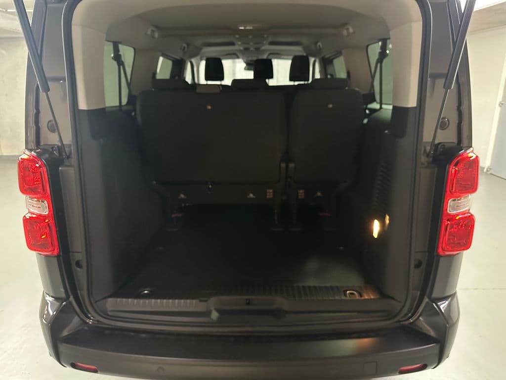 2025 Toyota Ostatní - 11