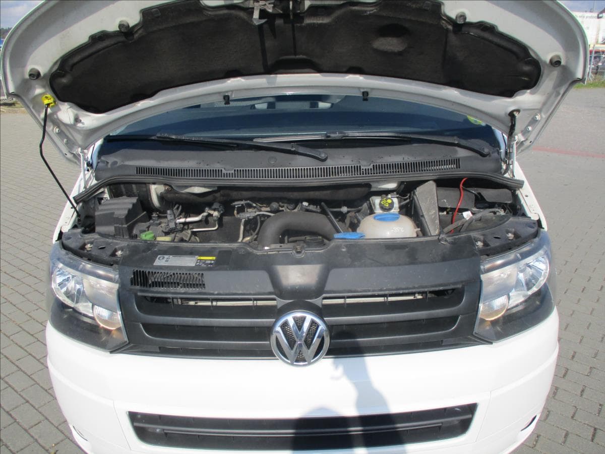 2013 Volkswagen Transporter - 20