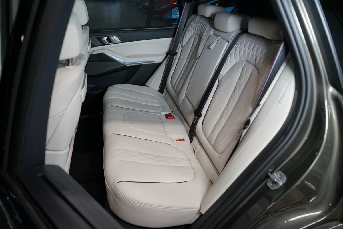 2025 BMW X5 - 13