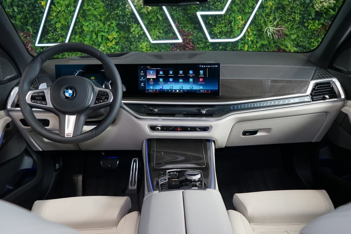 2025 BMW X5 - 17