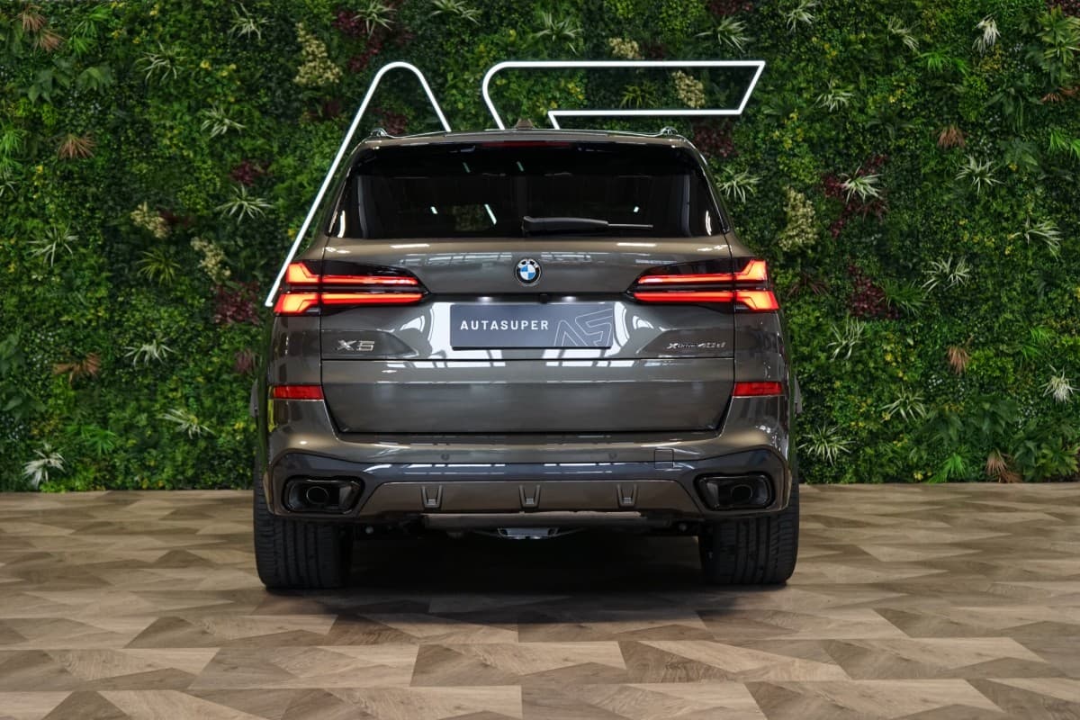 2025 BMW X5 - 6