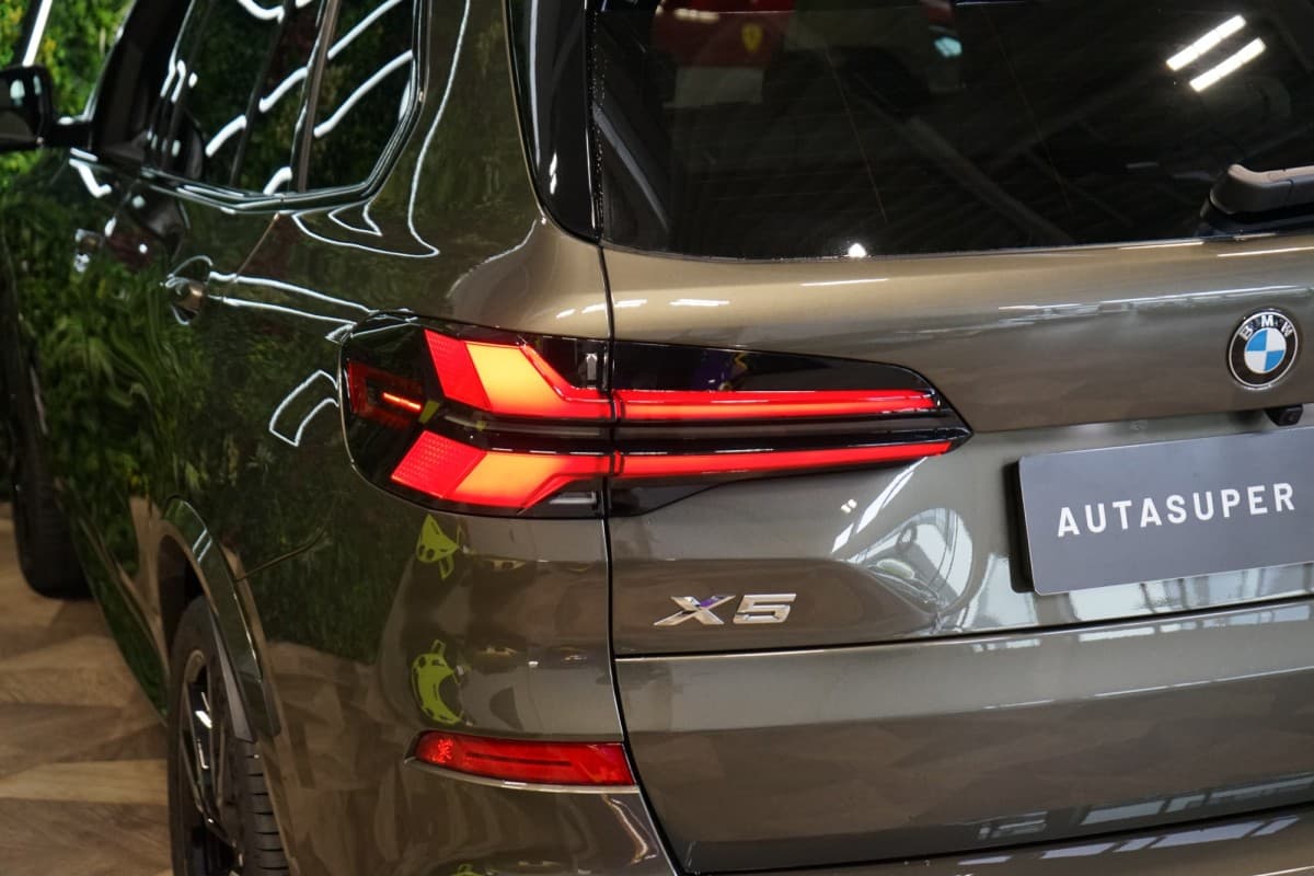 2025 BMW X5 - 8