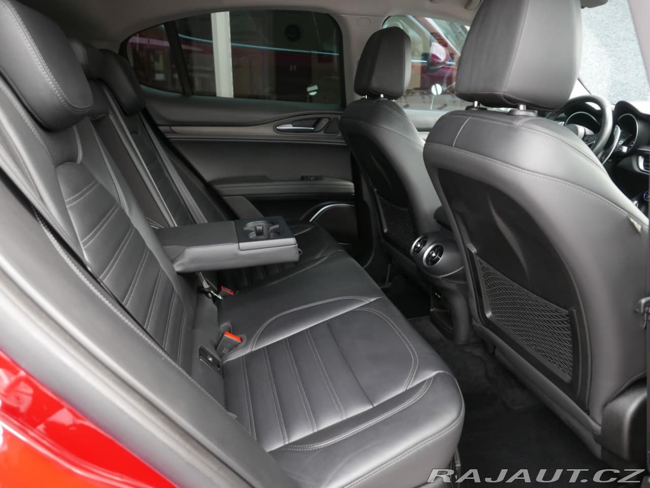 2017 Alfa Romeo Stelvio - 20