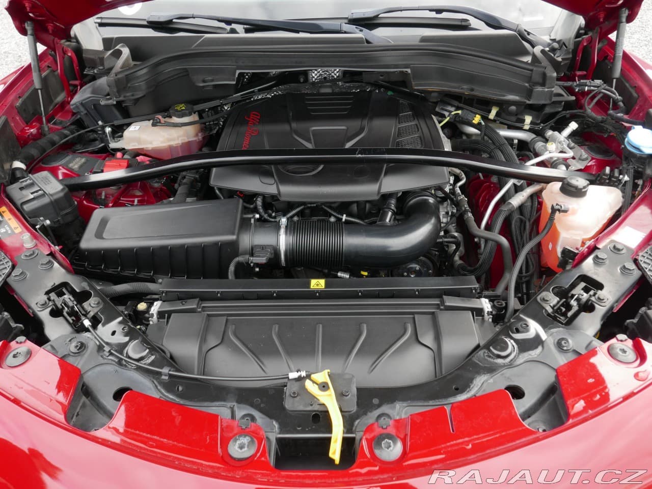 2017 Alfa Romeo Stelvio - 5