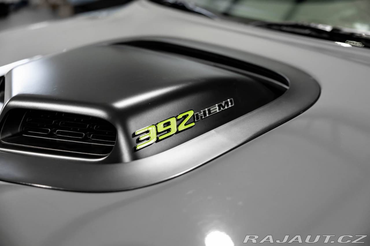 2018 Dodge Challenger - 10