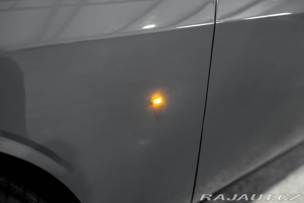 2018 Dodge Challenger - 13