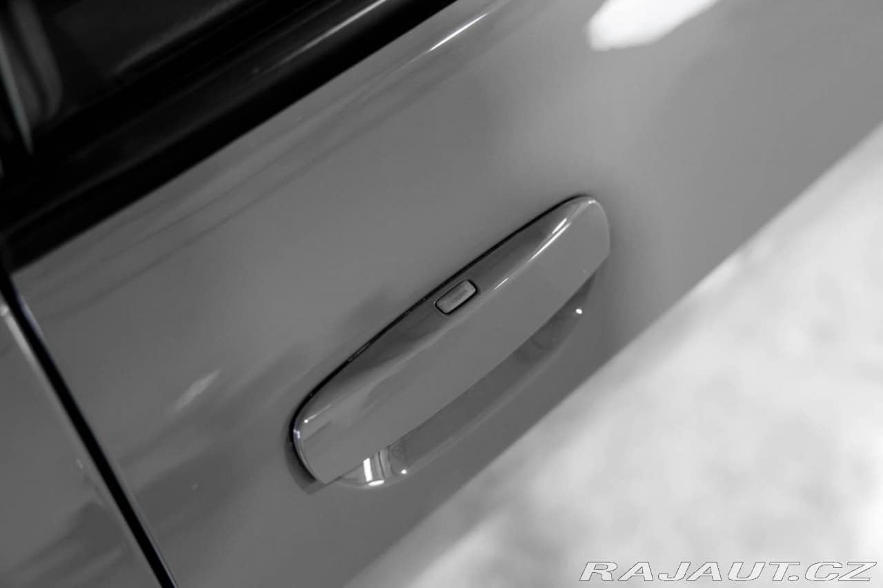 2018 Dodge Challenger - 14