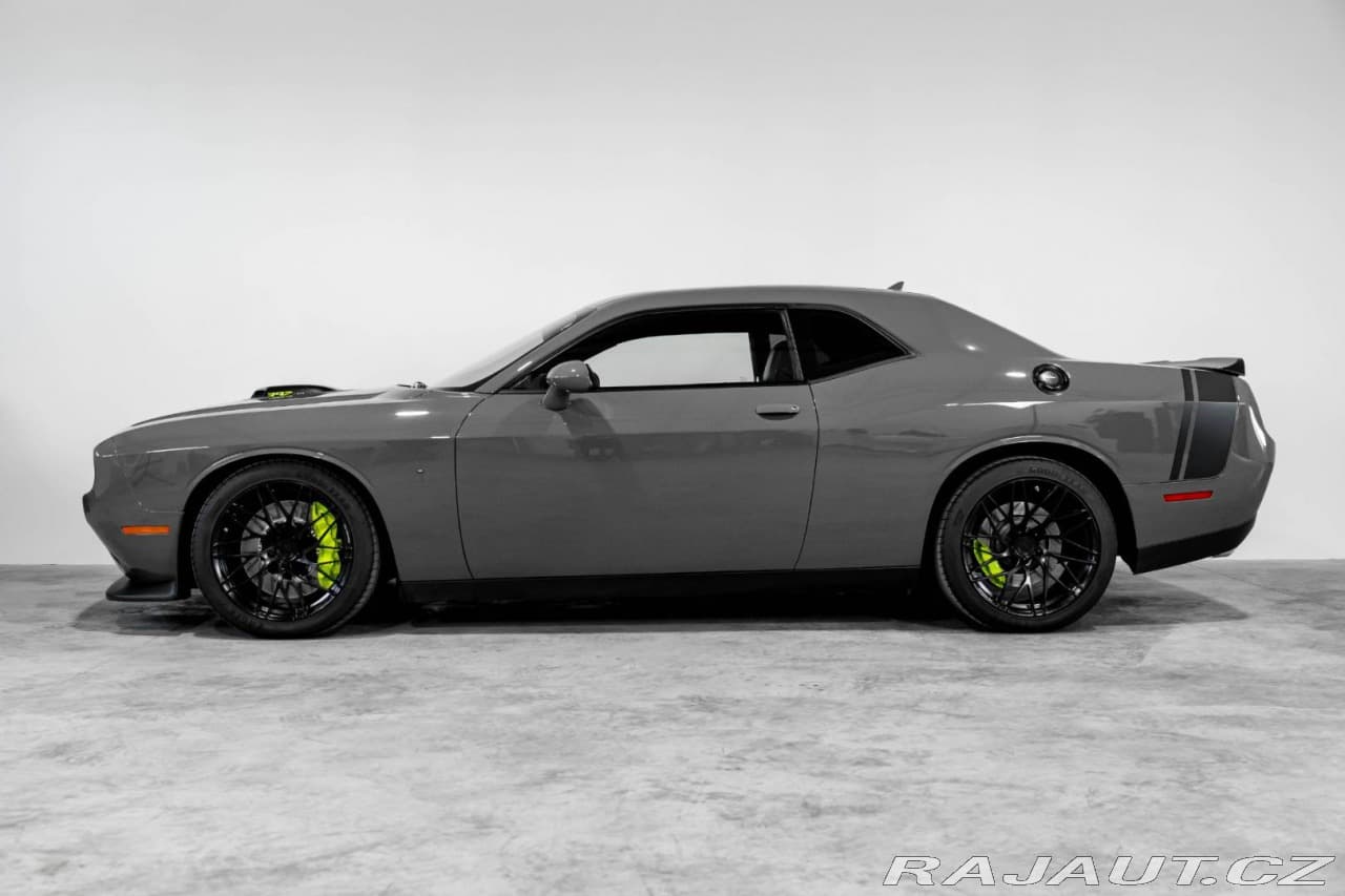2018 Dodge Challenger - 2