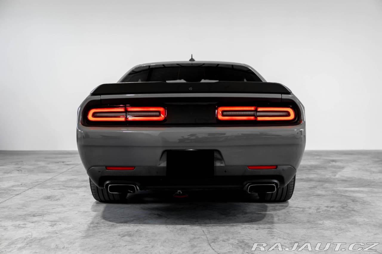 2018 Dodge Challenger - 3