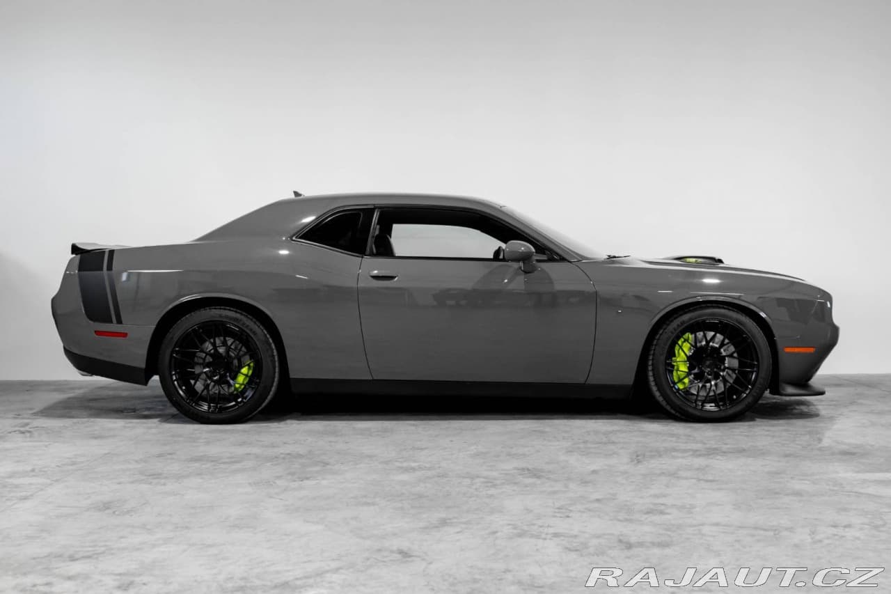 2018 Dodge Challenger - 5