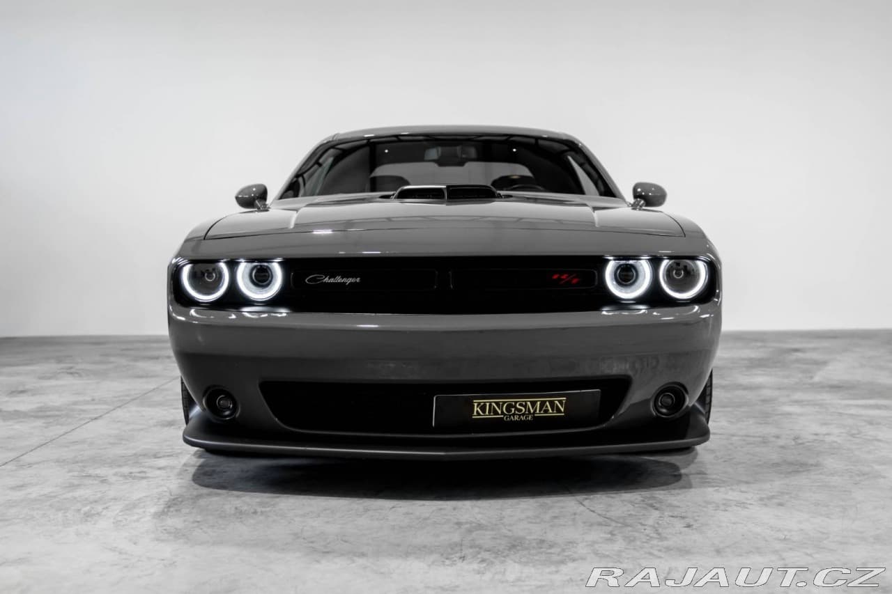 2018 Dodge Challenger - 6