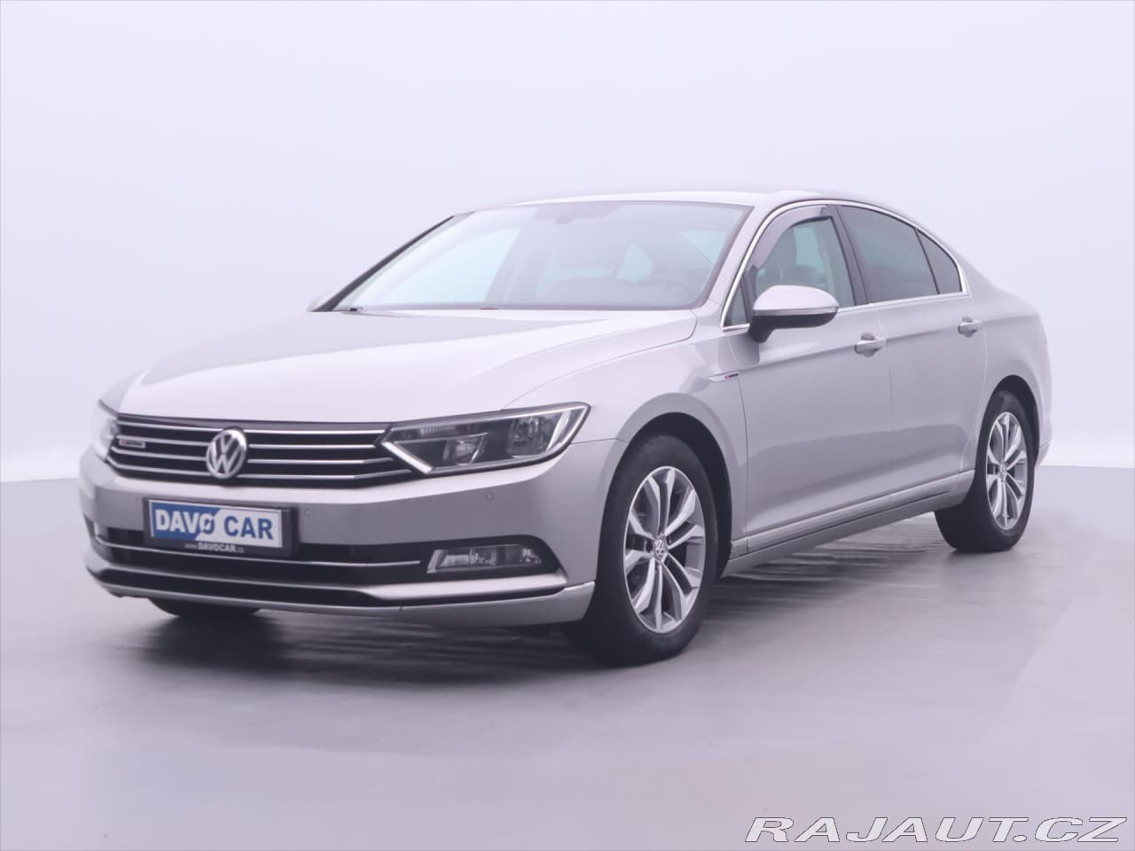 2017 Volkswagen Passat - 3