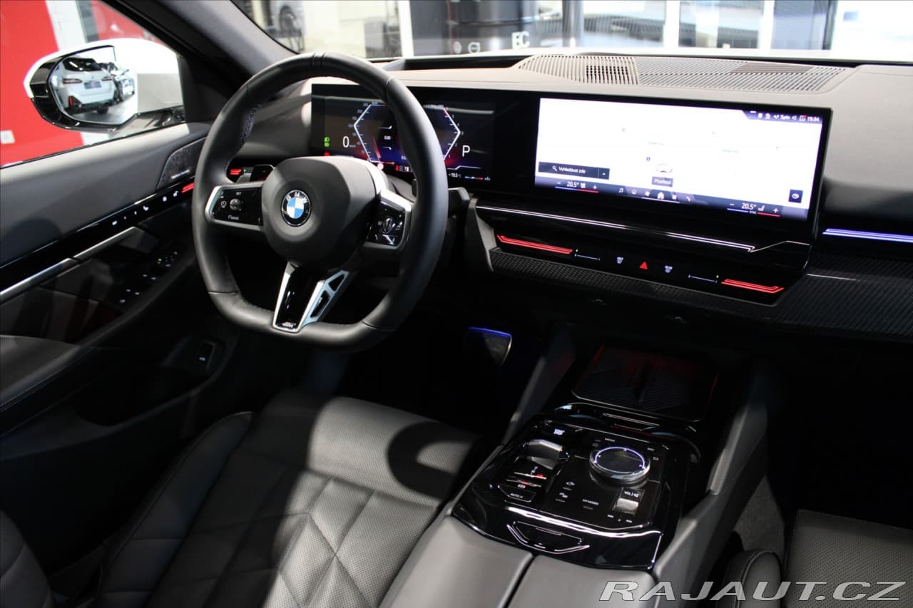 2025 BMW 5-Series - 15