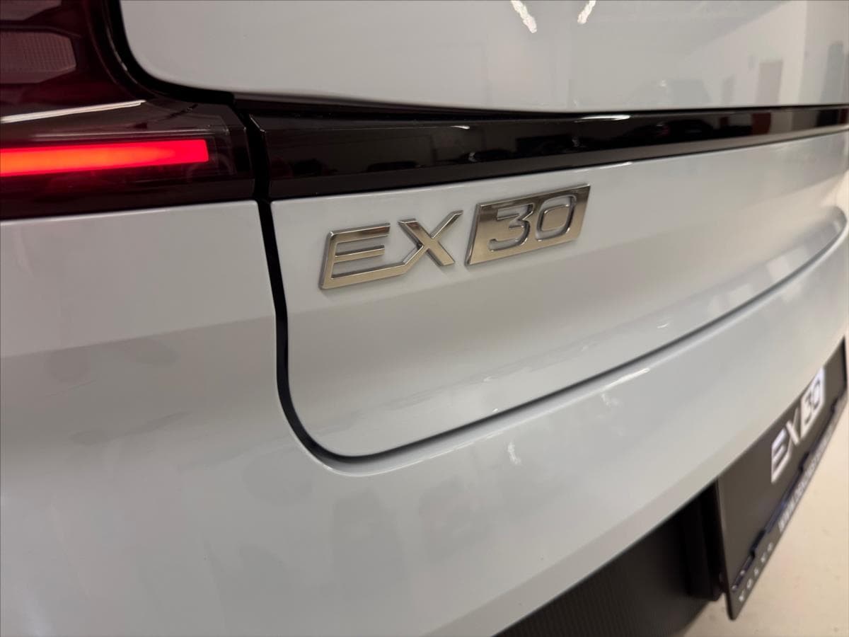 2025 Volvo Ex30 - 15