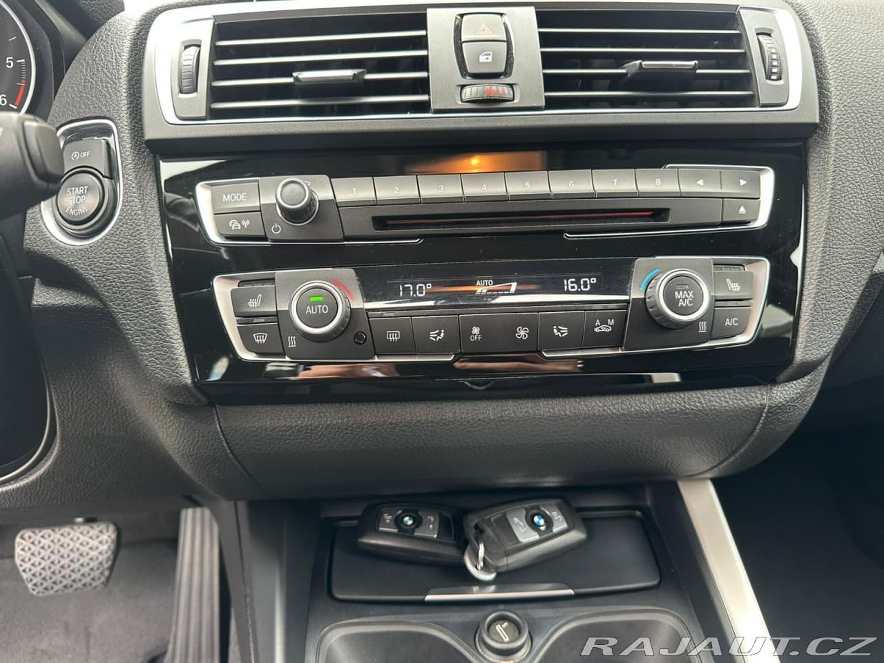 2017 BMW 1-Series - 16