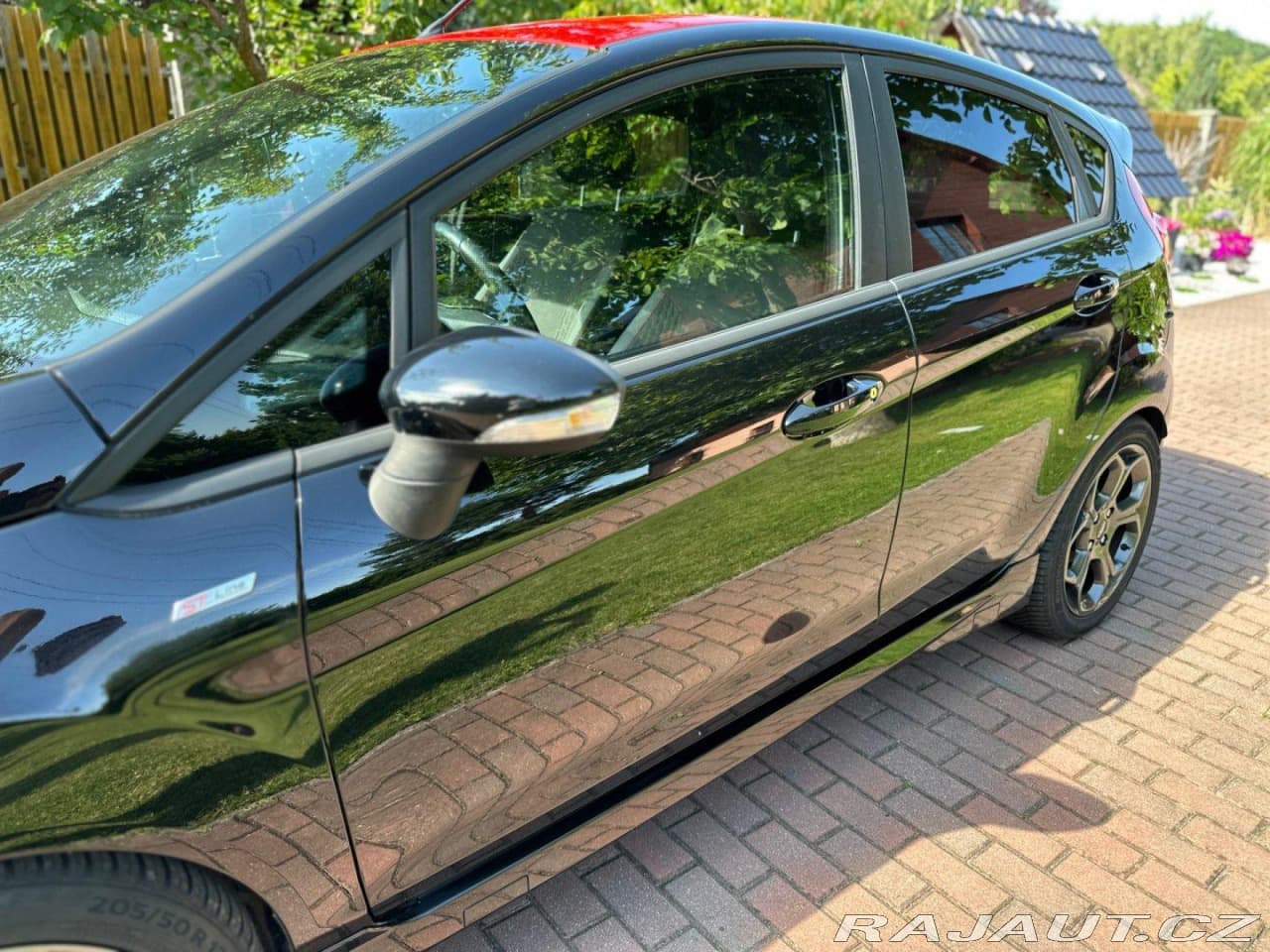 2017 Ford Fiesta - 11