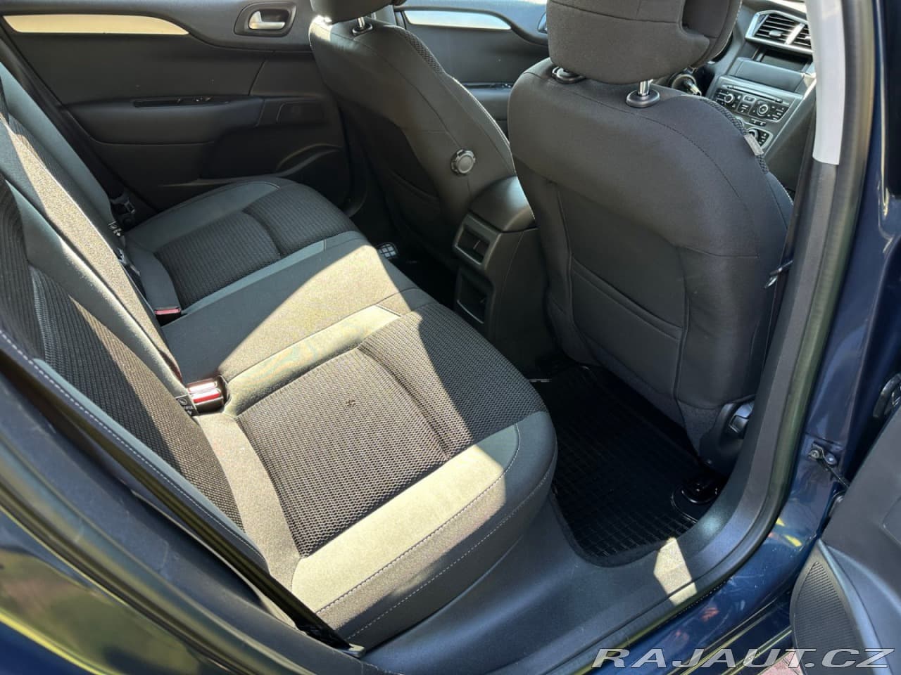 2014 Citroen C4 - 16