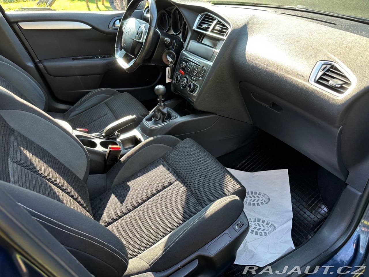 2014 Citroen C4 - 17