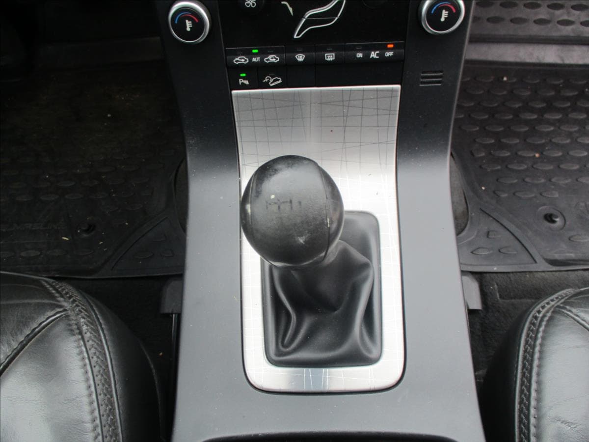 2010 Volvo Xc70 - 18