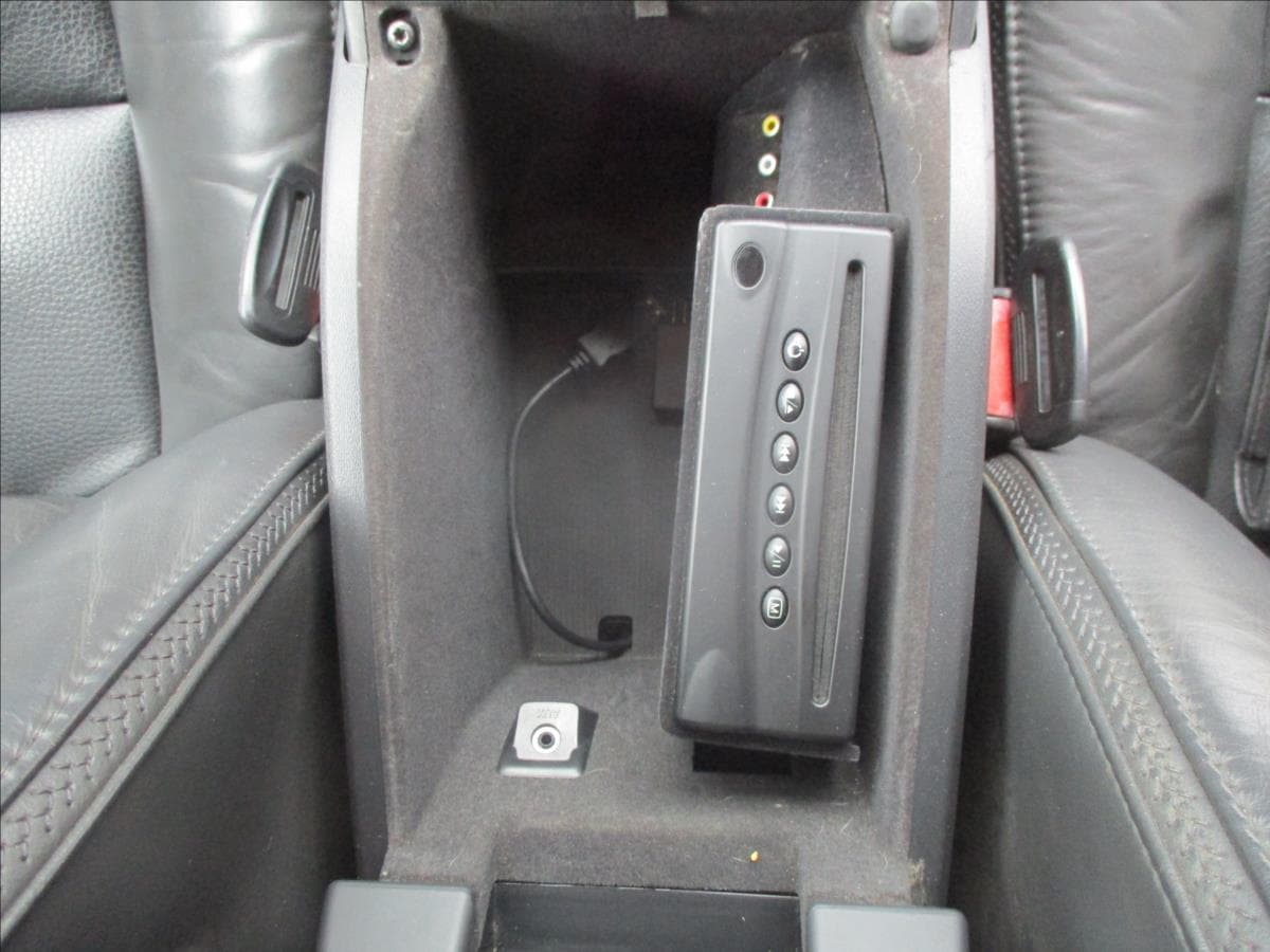 2010 Volvo Xc70 - 19