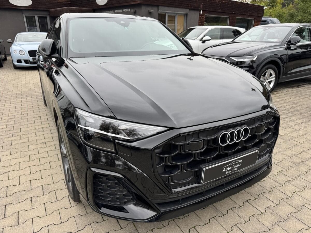 2025 Audi Q8 - 3
