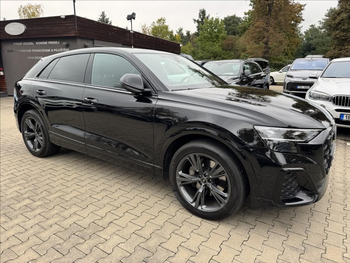 2025 Audi Q8 - 4