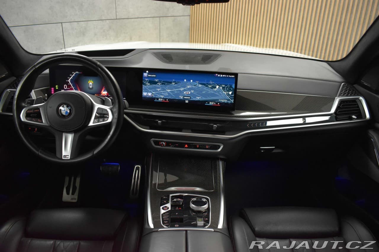 2022 BMW X7 - 8
