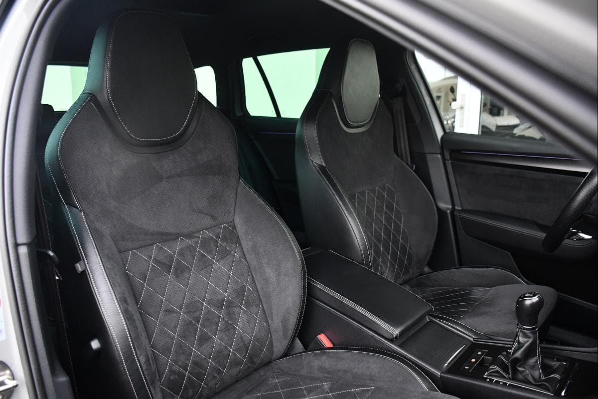 2021 Škoda Superb - 14
