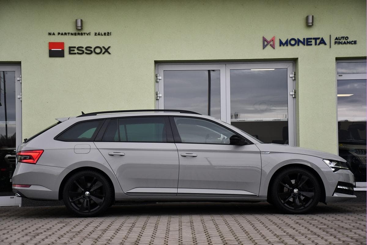 2021 Škoda Superb - 8