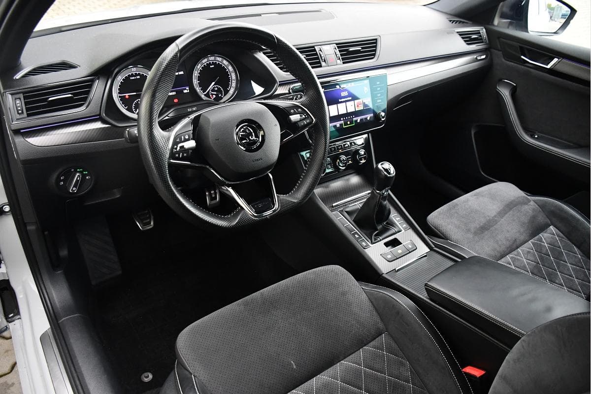 2021 Škoda Superb - 9