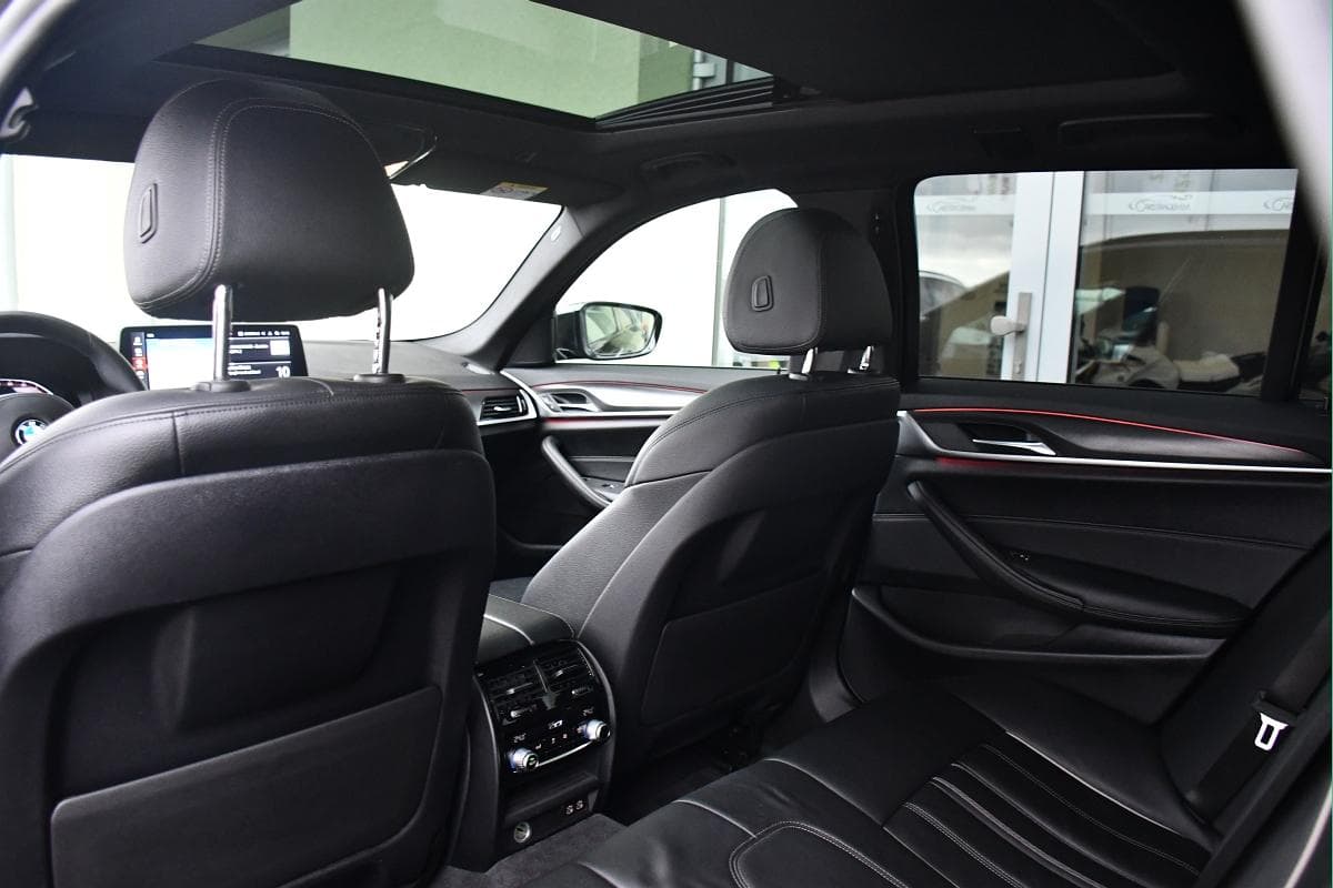 2021 BMW 5-Series - 20