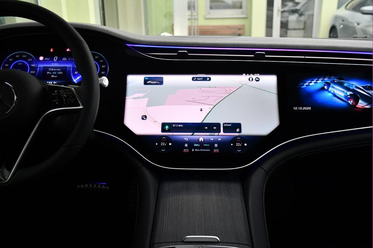 2022 Mercedes-Benz Eqs - 7