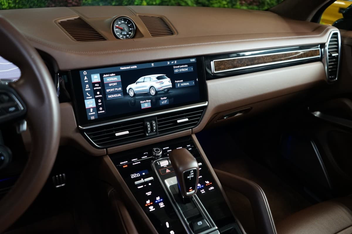 2018 Porsche Cayenne - 17