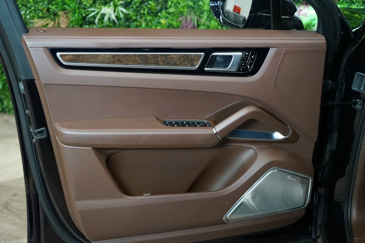 2018 Porsche Cayenne - 18