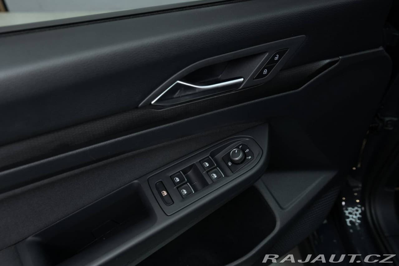 2021 Volkswagen Golf - 8