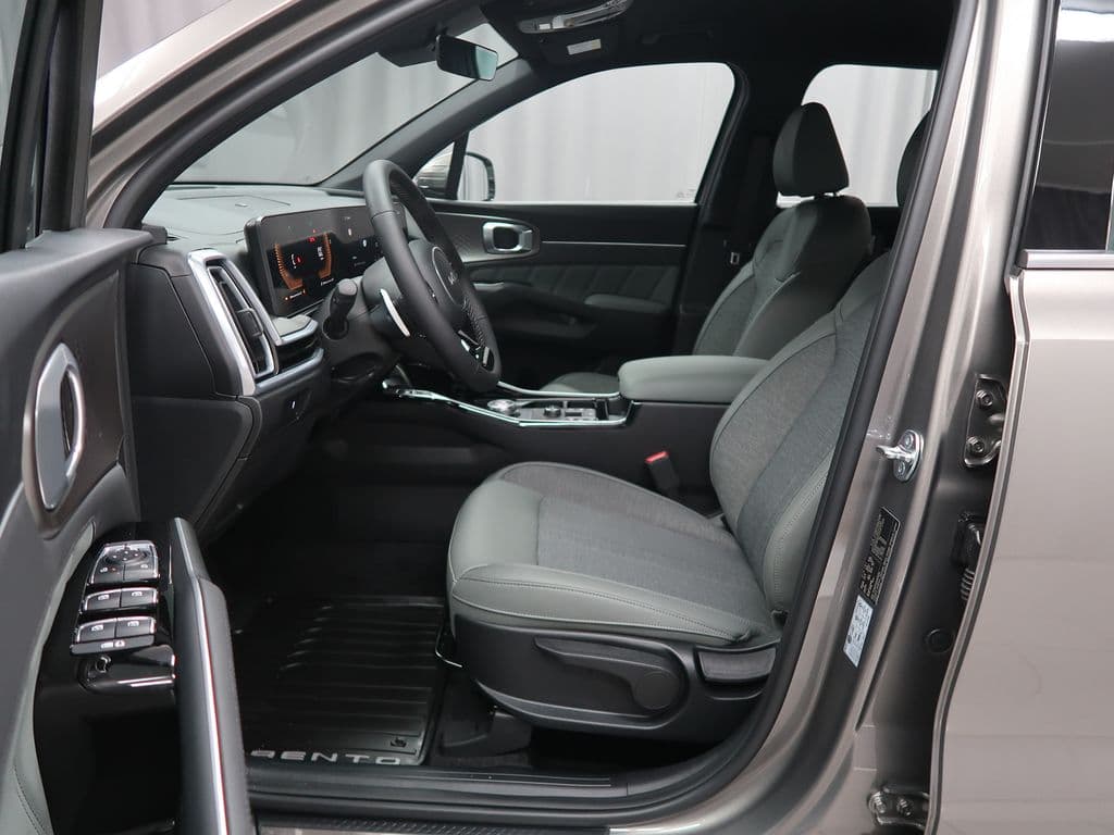 2026 Kia Sorento - 9